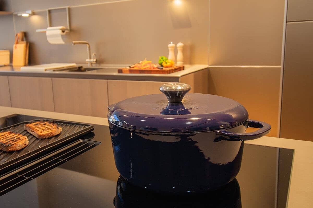 Season Cast Iron Casserole Midnight Blue
