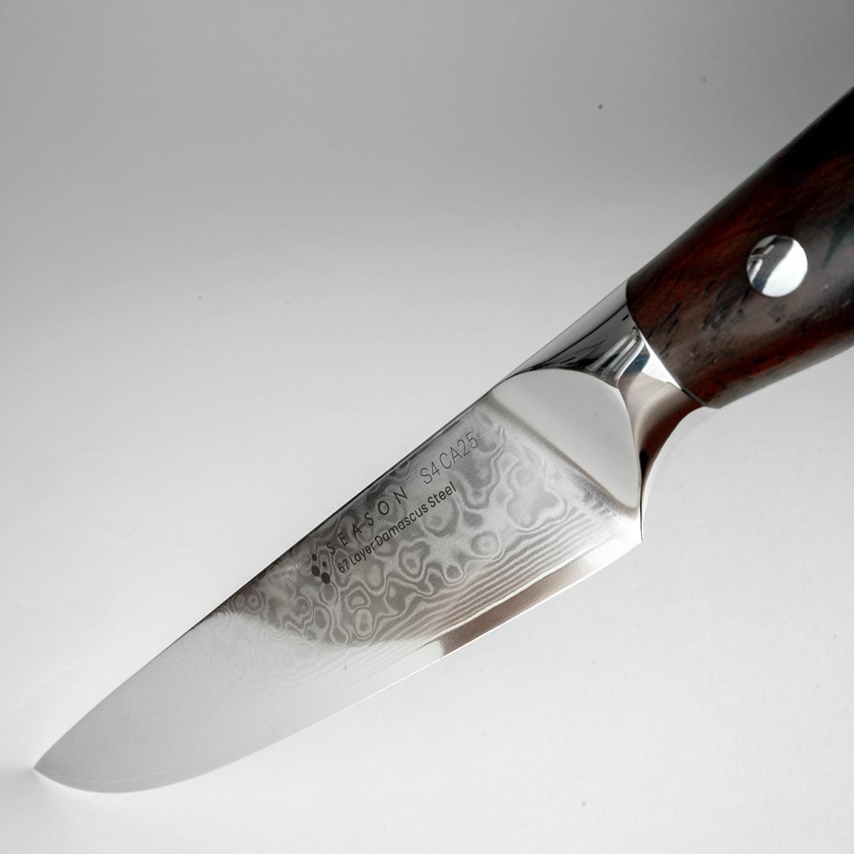 Season S4 C25 Carving Knife