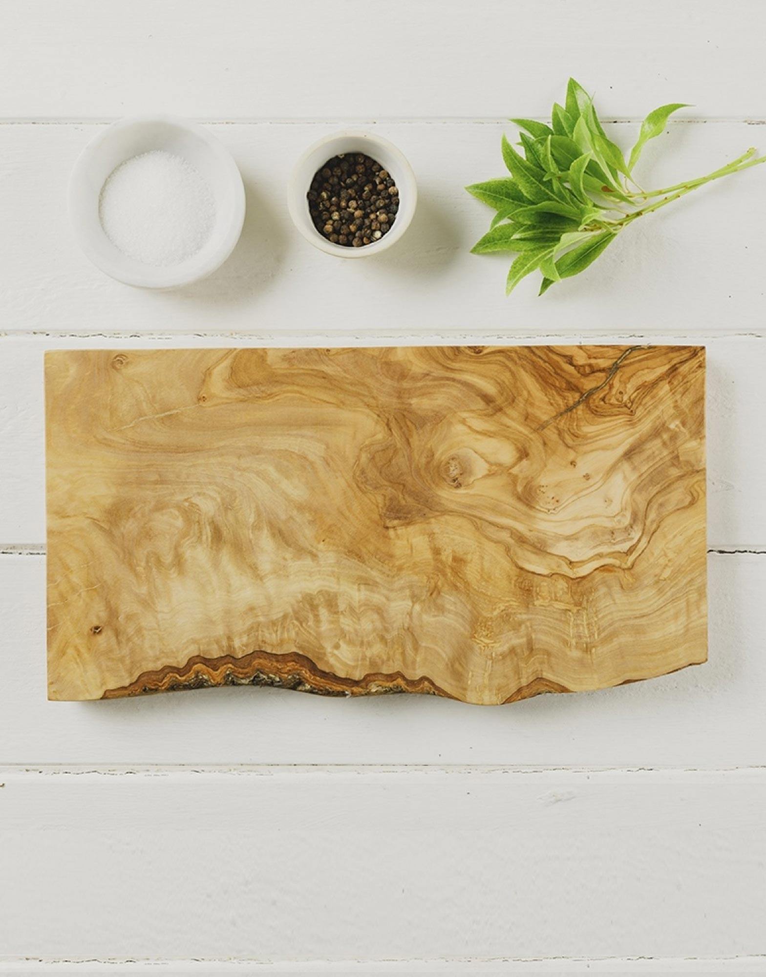 Naturally Med Small Rustic Rectangular Chopping Board