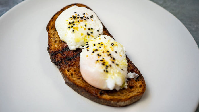 how to poach eggs