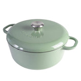 Cocotte en fonte assaisonnée aux mûres