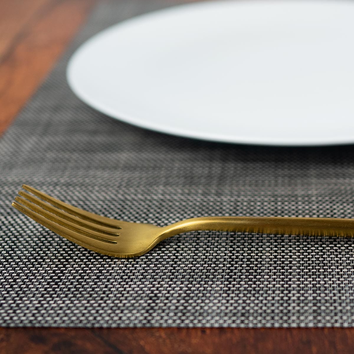 Season Grey-Charcoal Weave Placemat