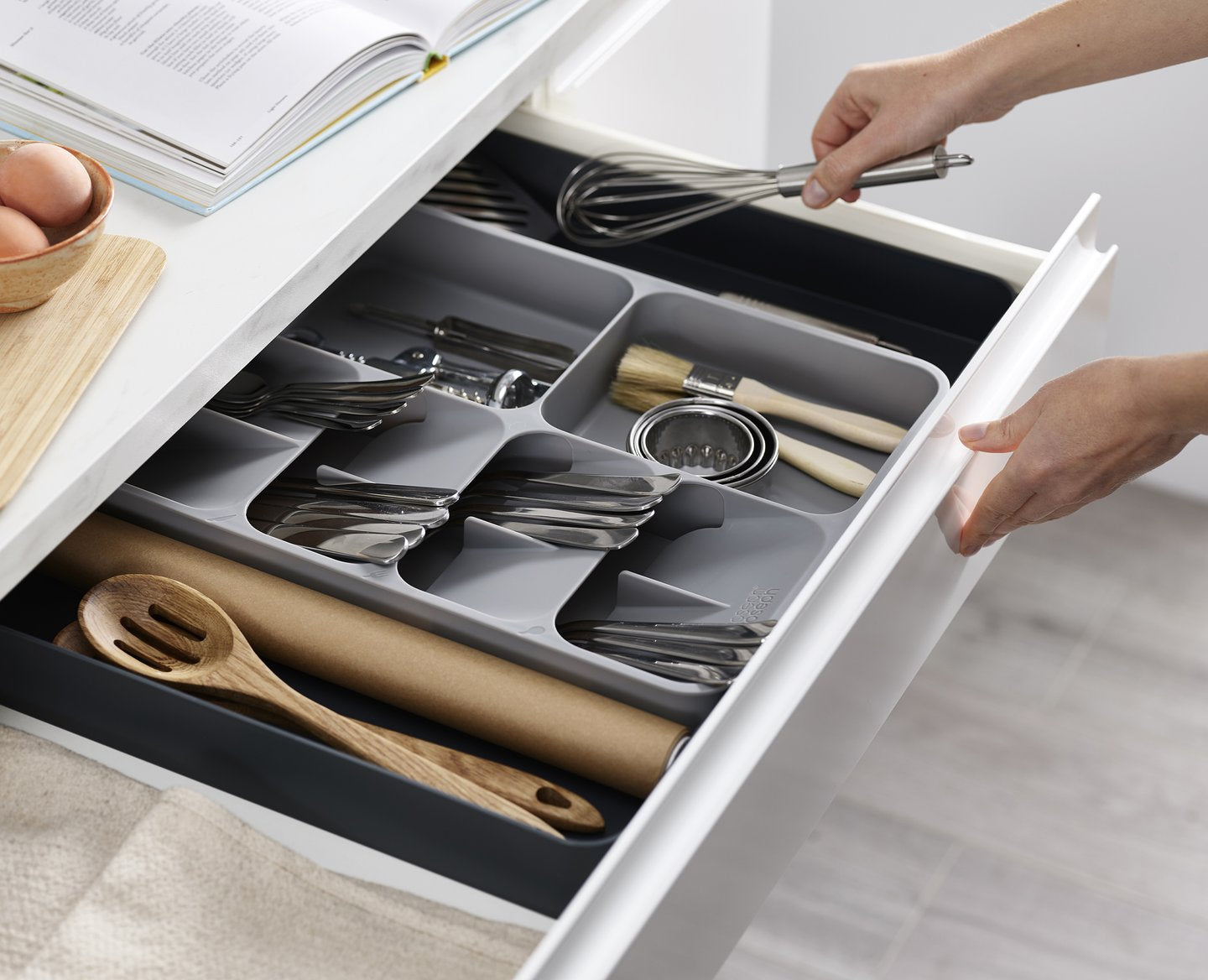 Joseph Joseph DrawerStore Expanding Cutlery, Utensil and Gadgets Drawer