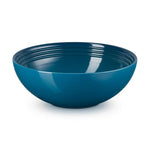 Le Creuset Medium Serving Bowl