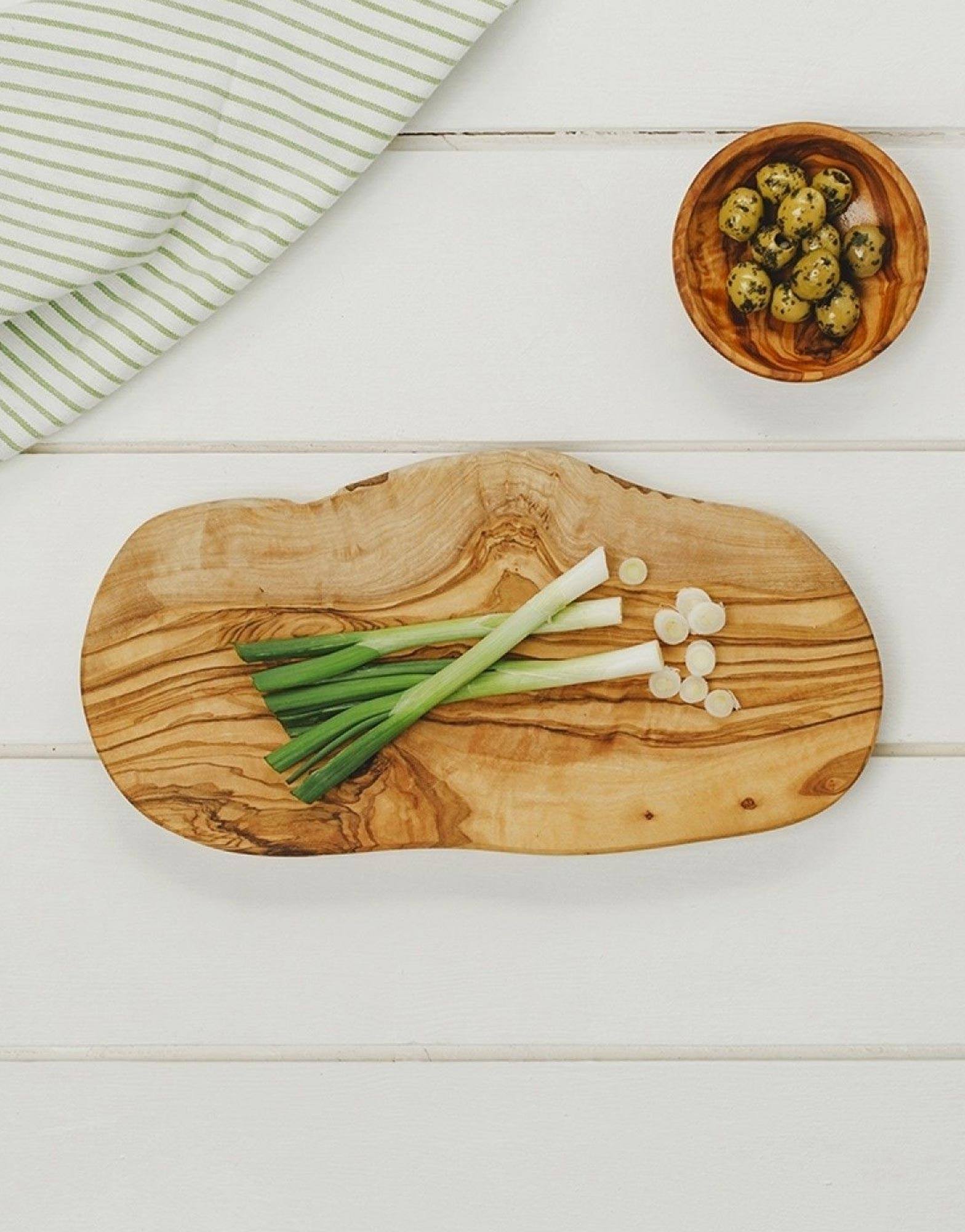 Naturally Med Olive Wood Chopping Board
