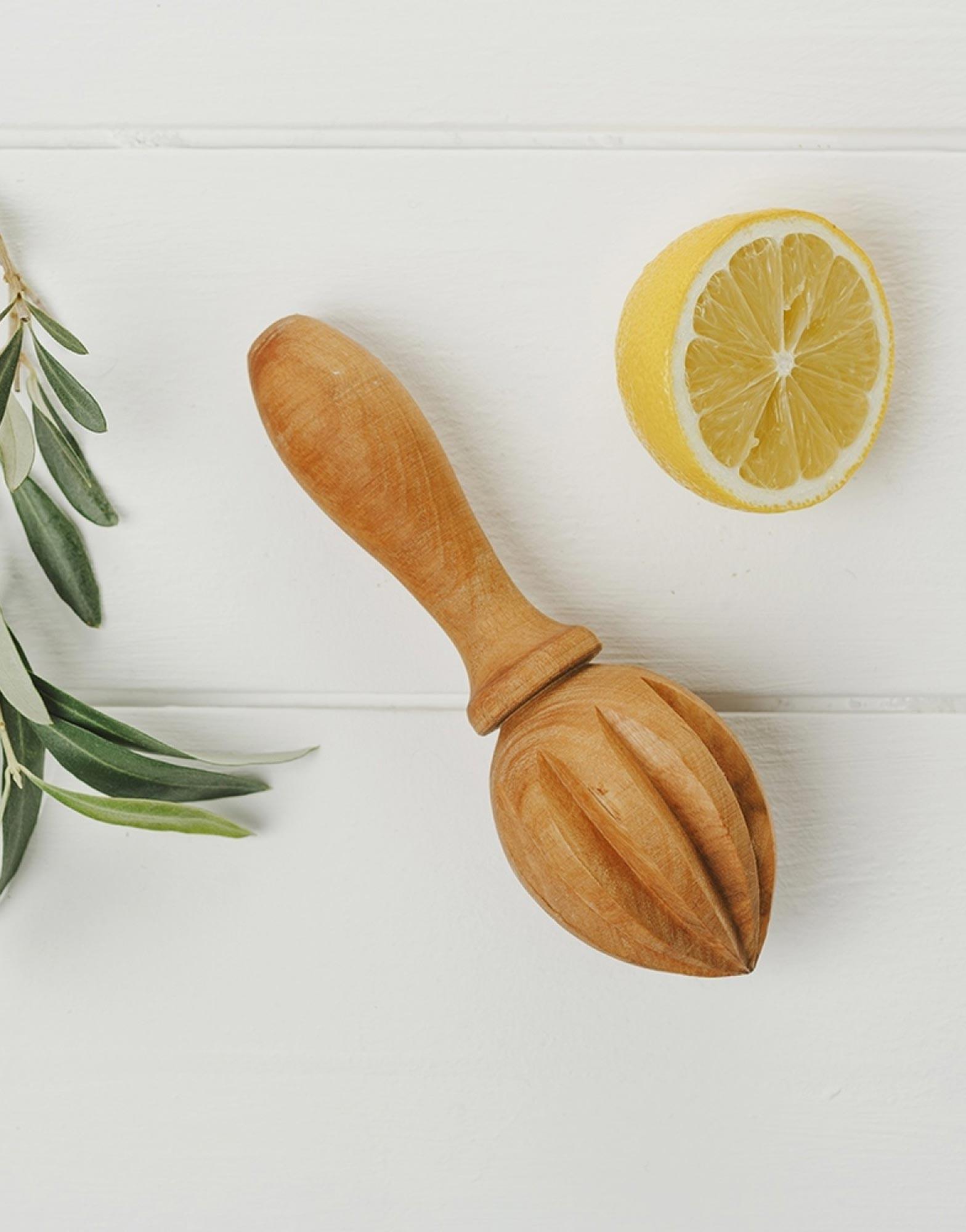 Naturally Med Olive Wood Lemon Reamer