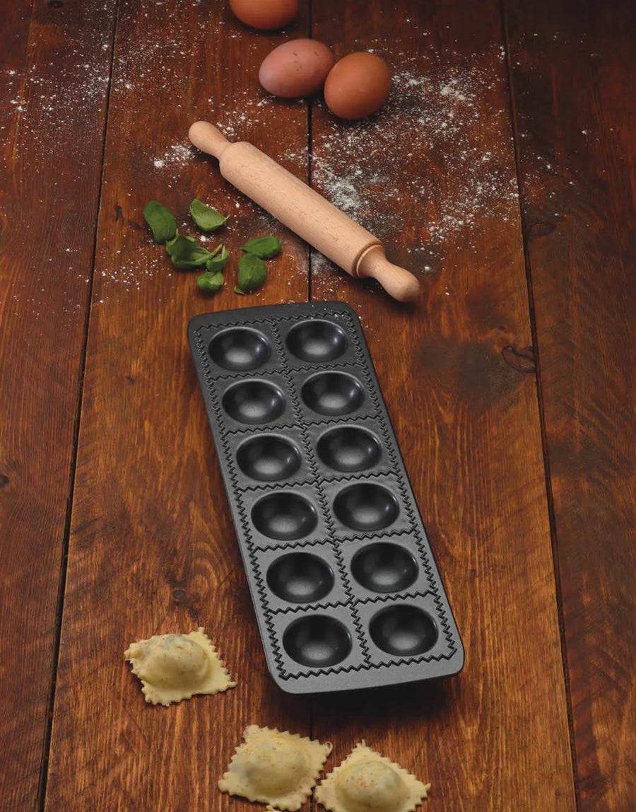 Non Stick Ravioli Mould Tray with Rolling Pin