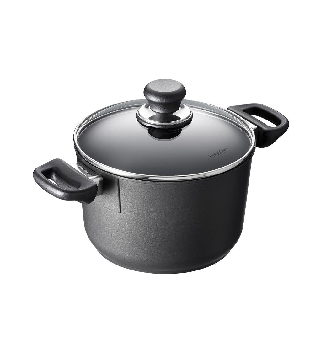 Scanpan Classic Induction Dutch Oven with lid