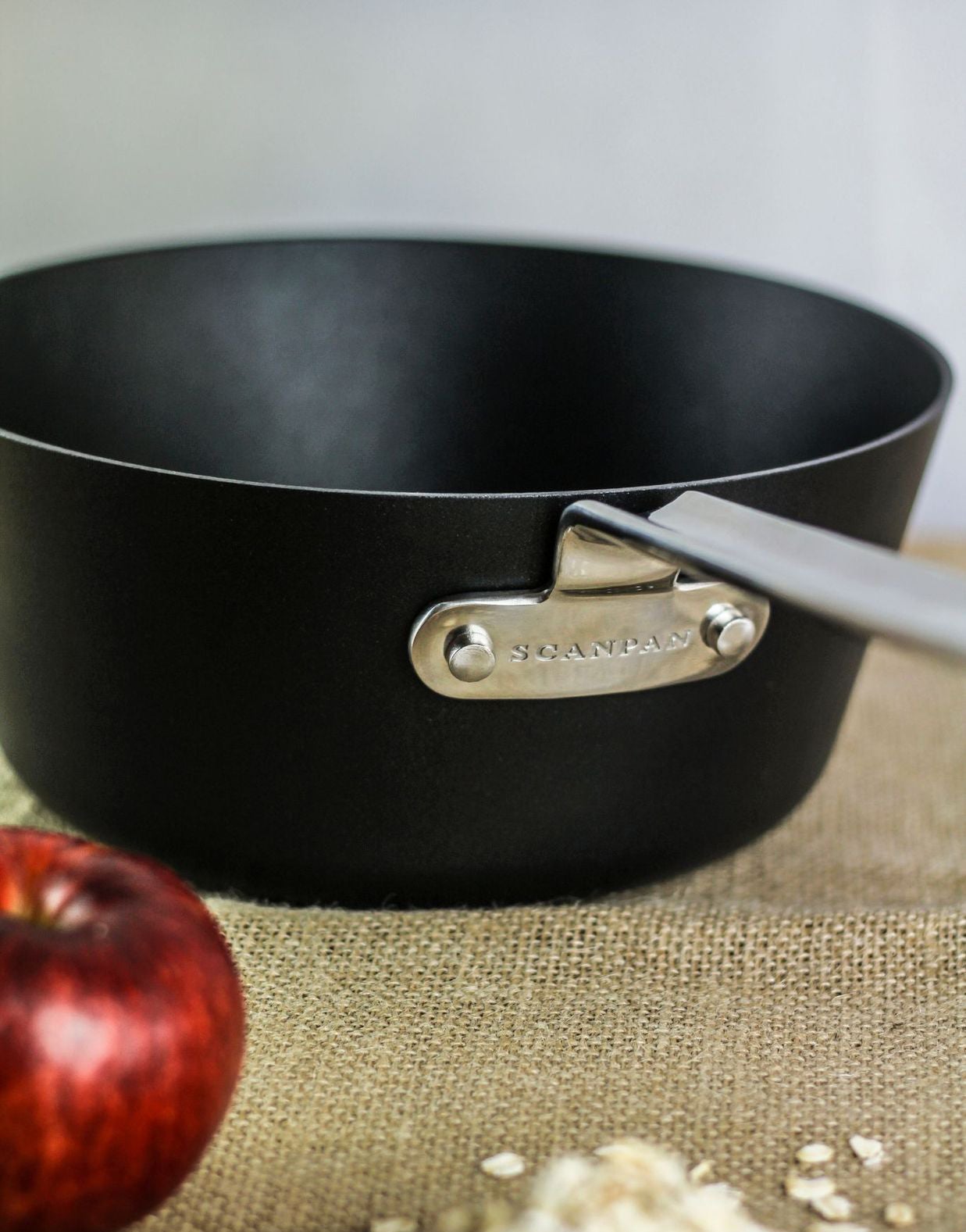 Scanpan TechnIQ Windsor 22cm Saucepan